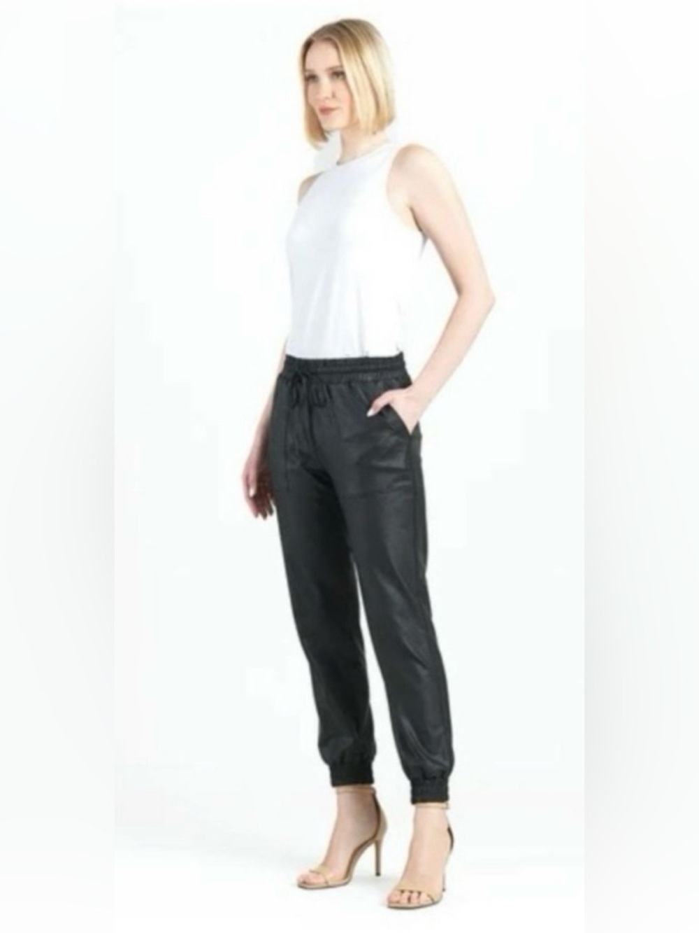 L'AGENCE Black Faux Leather Joggers Pants Size Small Sophisticated Biker